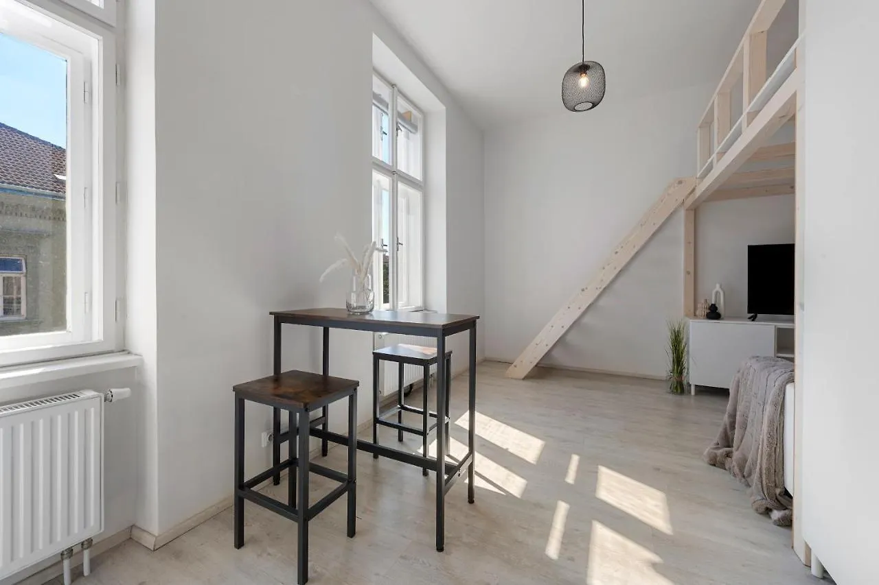 Residence Stefanikova Rose 브르노 체코